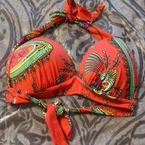 NWOT! VENUS HALTER BIKINI TOP